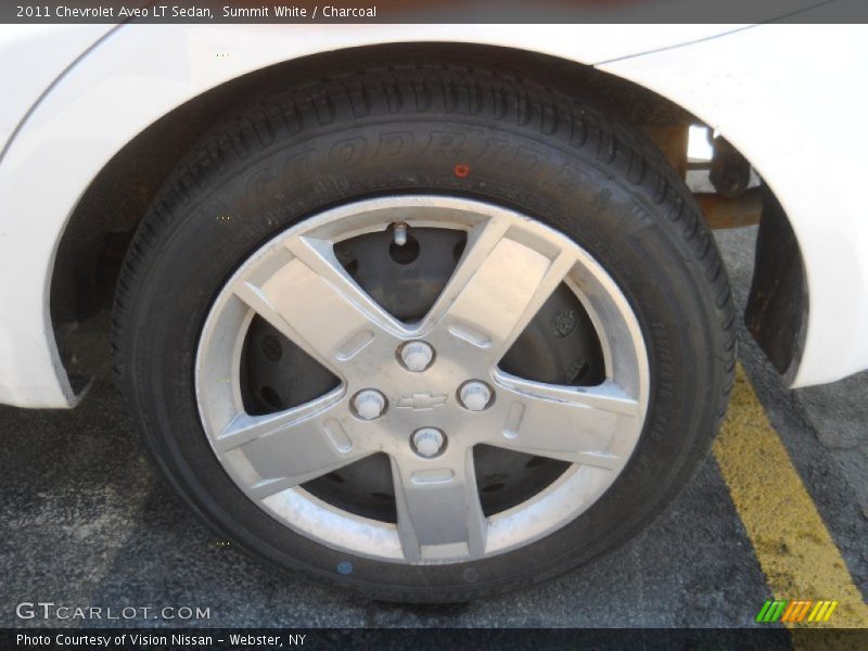 Summit White / Charcoal 2011 Chevrolet Aveo LT Sedan