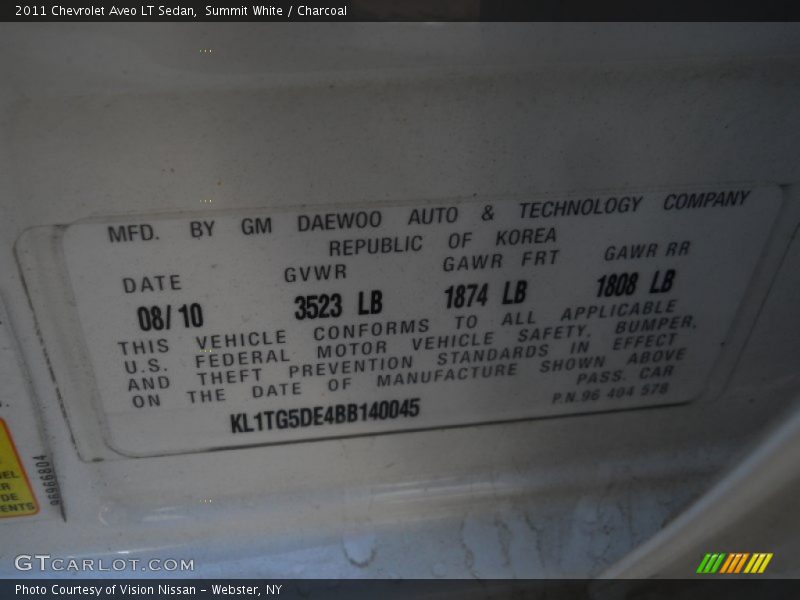 Summit White / Charcoal 2011 Chevrolet Aveo LT Sedan