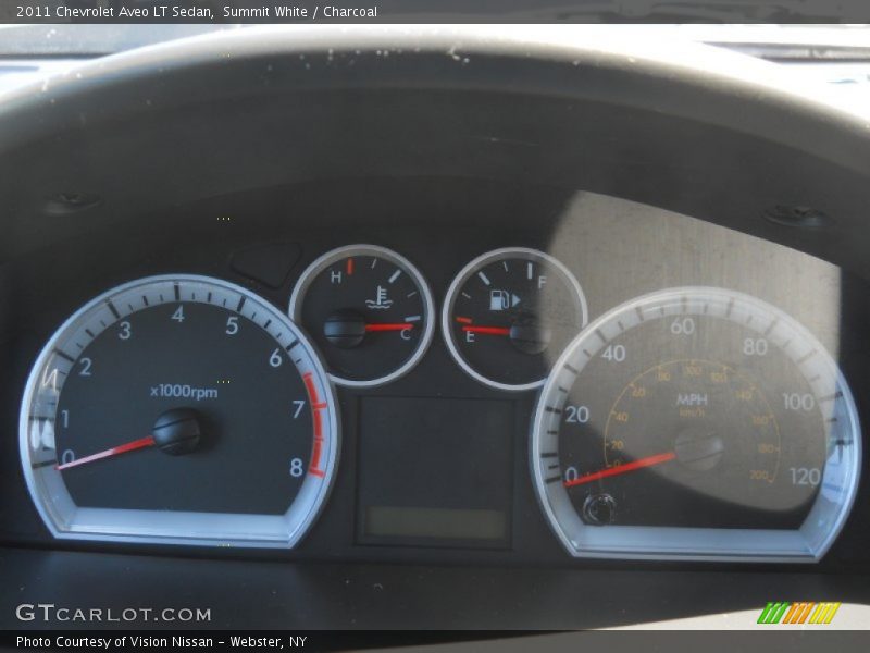 Summit White / Charcoal 2011 Chevrolet Aveo LT Sedan