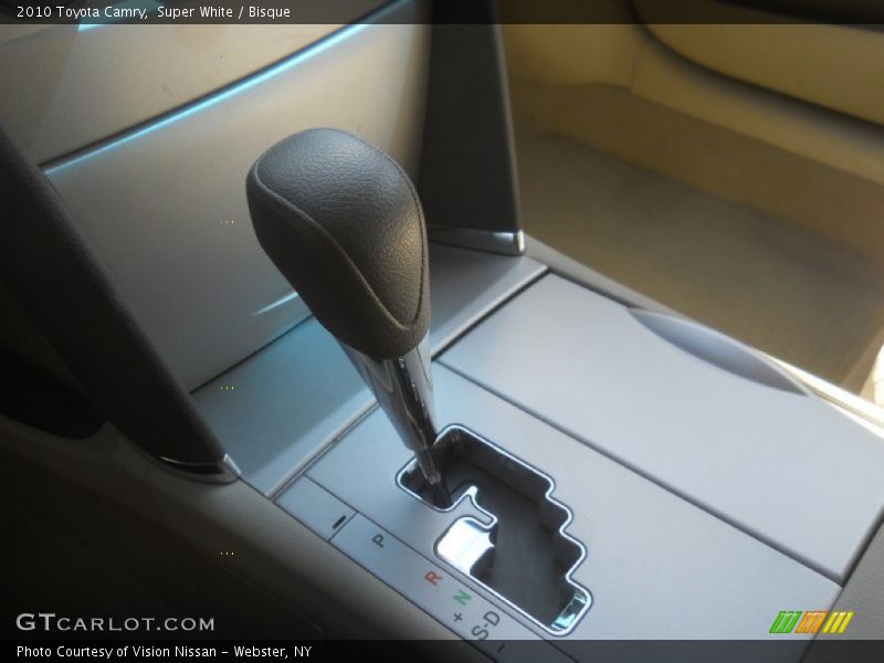 Super White / Bisque 2010 Toyota Camry