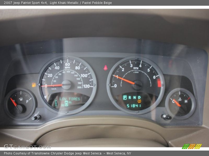 Light Khaki Metallic / Pastel Pebble Beige 2007 Jeep Patriot Sport 4x4