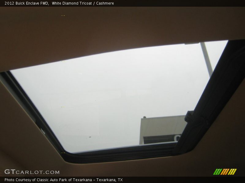 White Diamond Tricoat / Cashmere 2012 Buick Enclave FWD