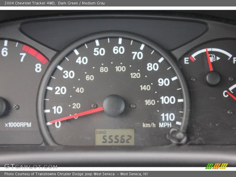 Dark Green / Medium Gray 2004 Chevrolet Tracker 4WD