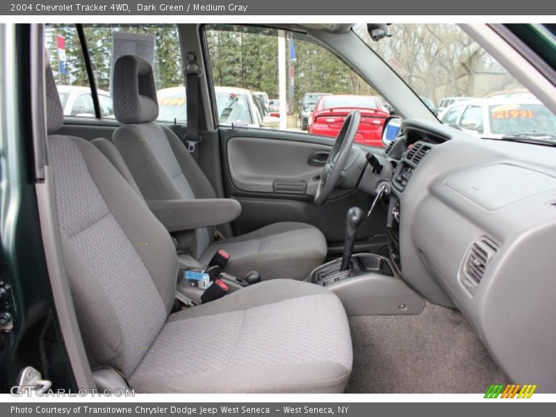 Front Seat of 2004 Tracker 4WD