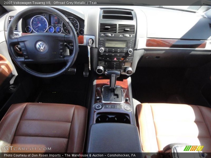 Offroad Grey Metallic / Teak 2007 Volkswagen Touareg V8