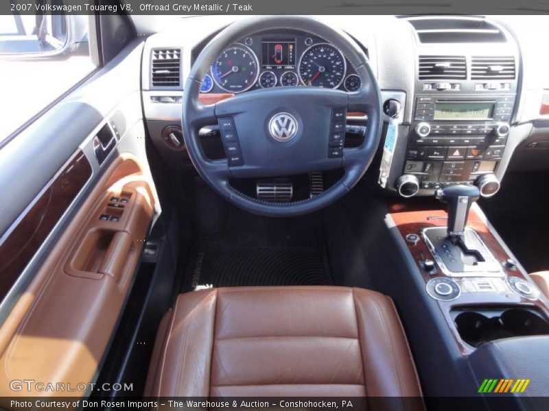 Offroad Grey Metallic / Teak 2007 Volkswagen Touareg V8