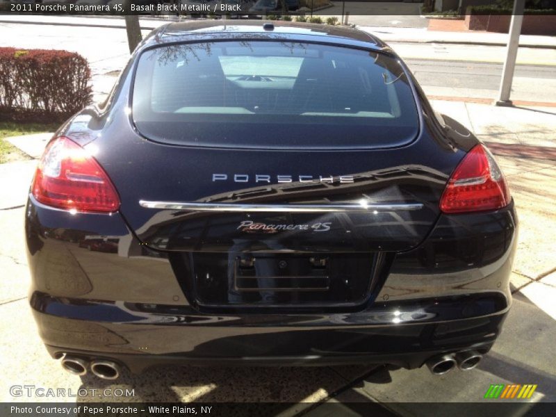 Basalt Black Metallic / Black 2011 Porsche Panamera 4S