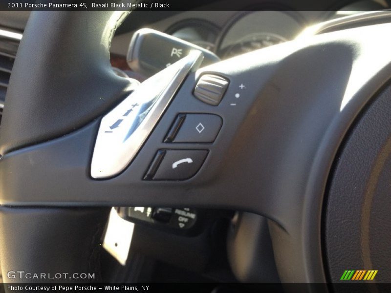 Basalt Black Metallic / Black 2011 Porsche Panamera 4S