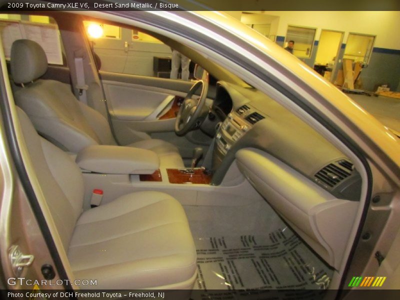 Desert Sand Metallic / Bisque 2009 Toyota Camry XLE V6
