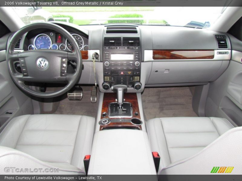 Offroad Grey Metallic / Kristal Grey 2006 Volkswagen Touareg V8