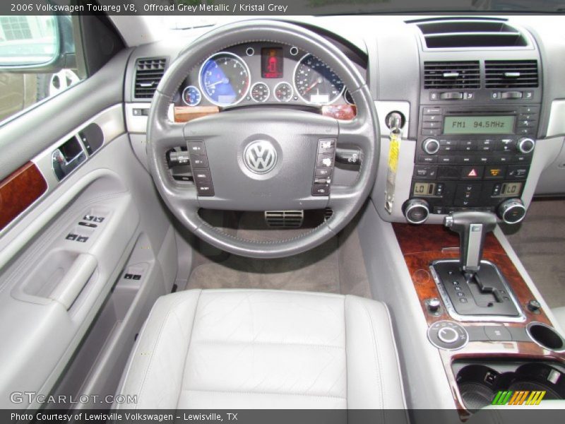 Offroad Grey Metallic / Kristal Grey 2006 Volkswagen Touareg V8