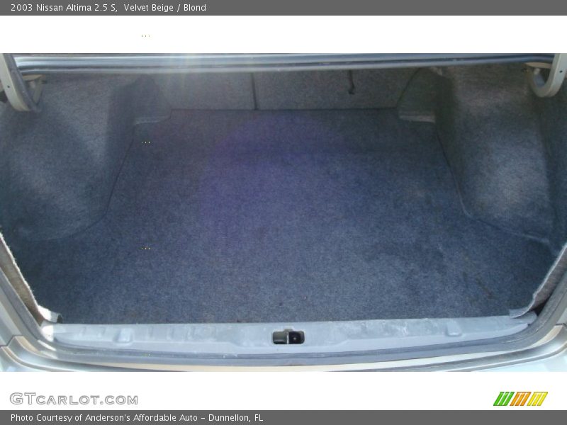 Velvet Beige / Blond 2003 Nissan Altima 2.5 S