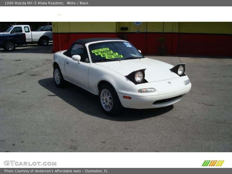 White / Black 1996 Mazda MX-5 Miata Roadster