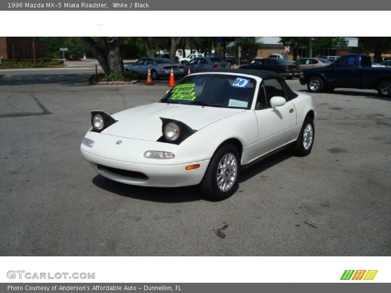 White / Black 1996 Mazda MX-5 Miata Roadster