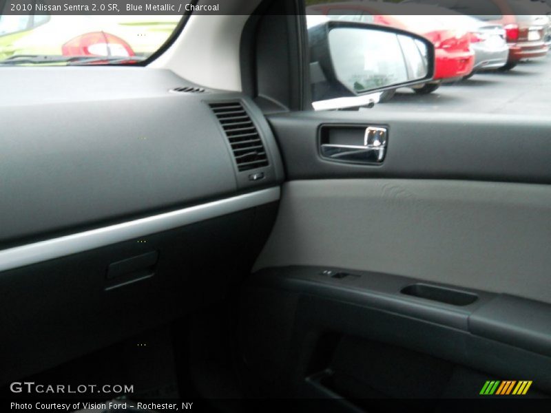 Blue Metallic / Charcoal 2010 Nissan Sentra 2.0 SR