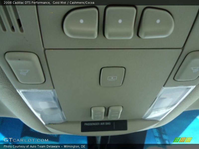 Gold Mist / Cashmere/Cocoa 2008 Cadillac DTS Performance