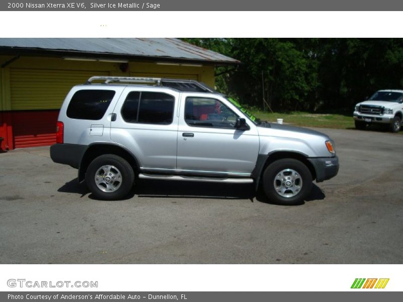 Silver Ice Metallic / Sage 2000 Nissan Xterra XE V6