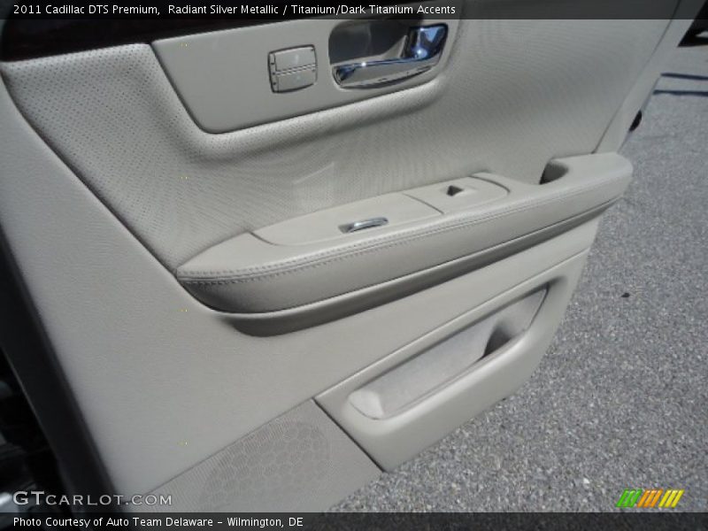 Radiant Silver Metallic / Titanium/Dark Titanium Accents 2011 Cadillac DTS Premium