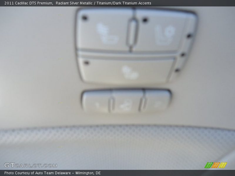 Radiant Silver Metallic / Titanium/Dark Titanium Accents 2011 Cadillac DTS Premium