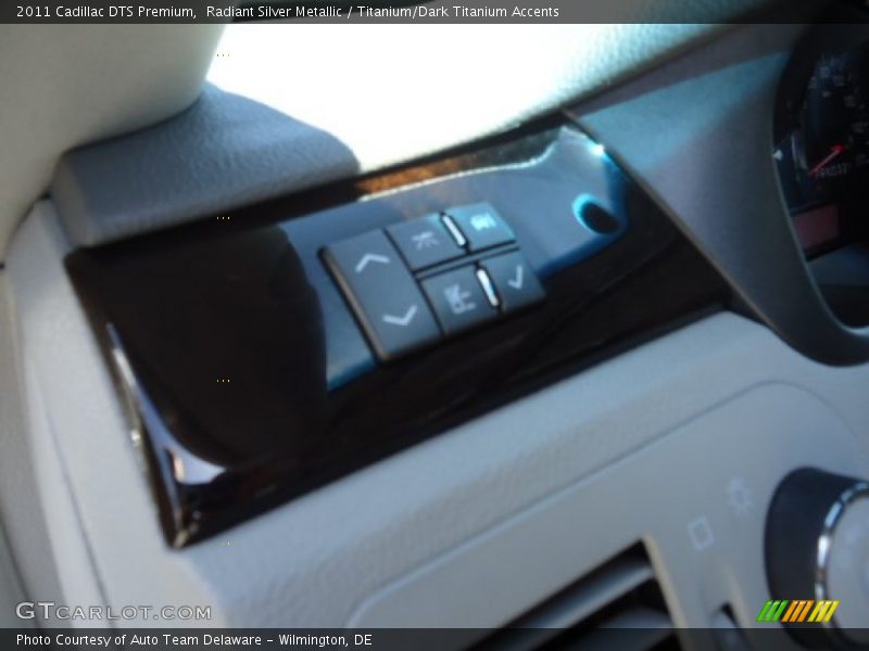 Radiant Silver Metallic / Titanium/Dark Titanium Accents 2011 Cadillac DTS Premium