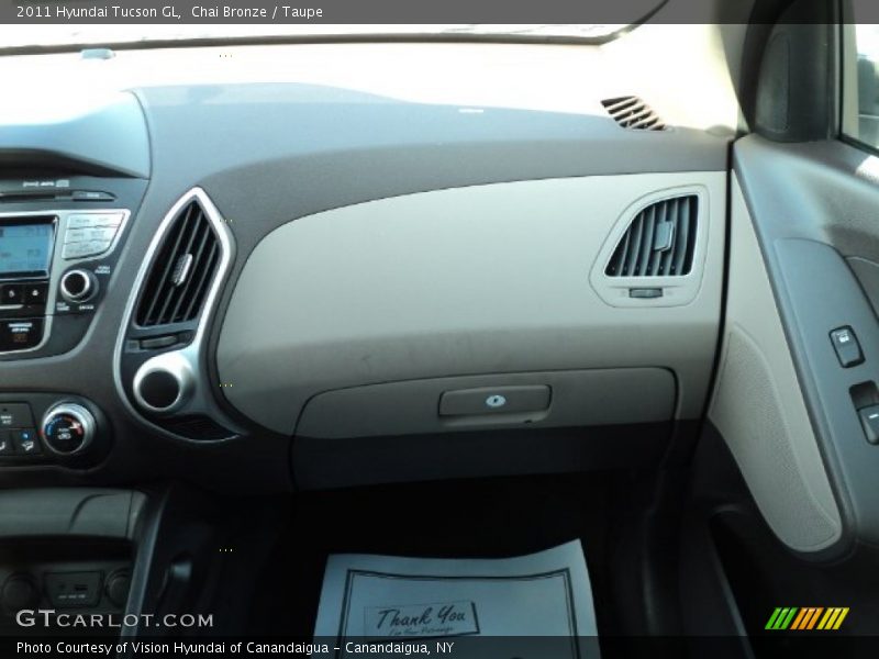 Chai Bronze / Taupe 2011 Hyundai Tucson GL