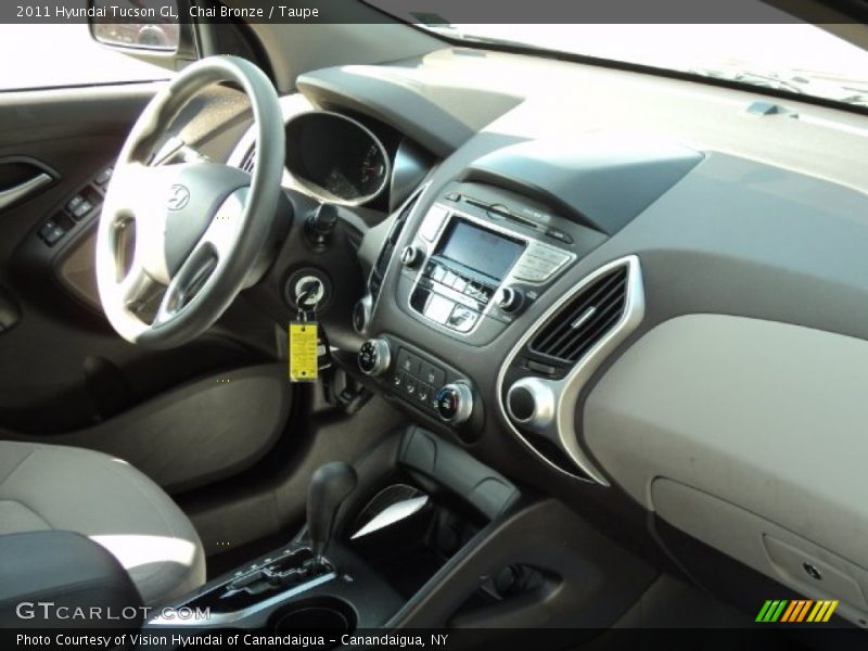 Chai Bronze / Taupe 2011 Hyundai Tucson GL