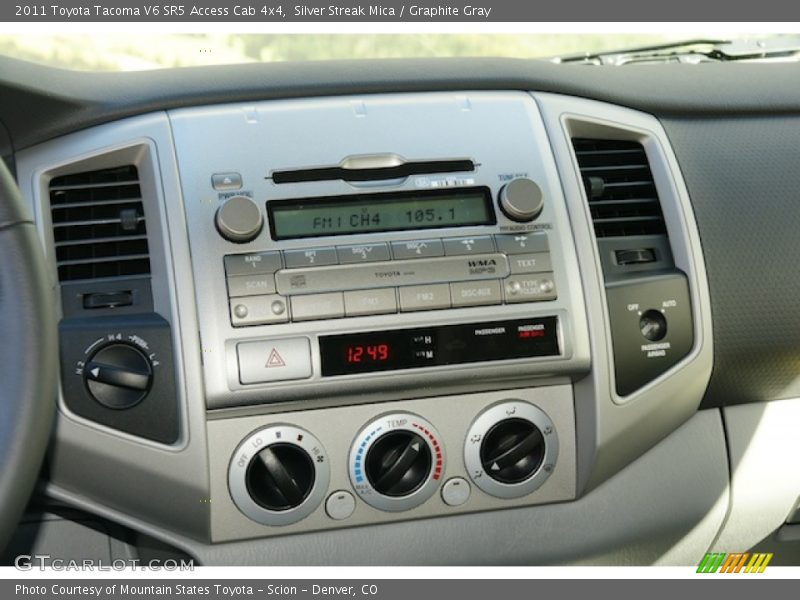 Silver Streak Mica / Graphite Gray 2011 Toyota Tacoma V6 SR5 Access Cab 4x4
