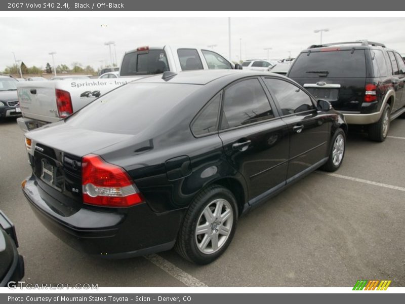 Black / Off-Black 2007 Volvo S40 2.4i