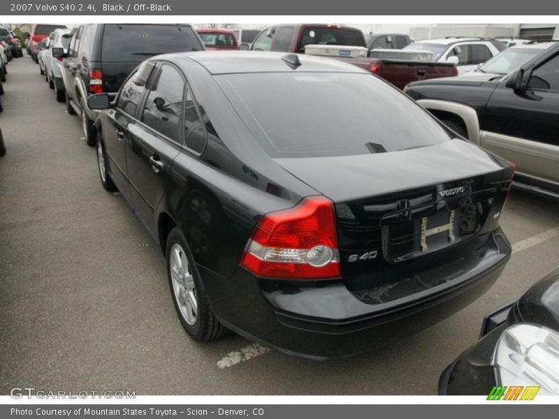 Black / Off-Black 2007 Volvo S40 2.4i