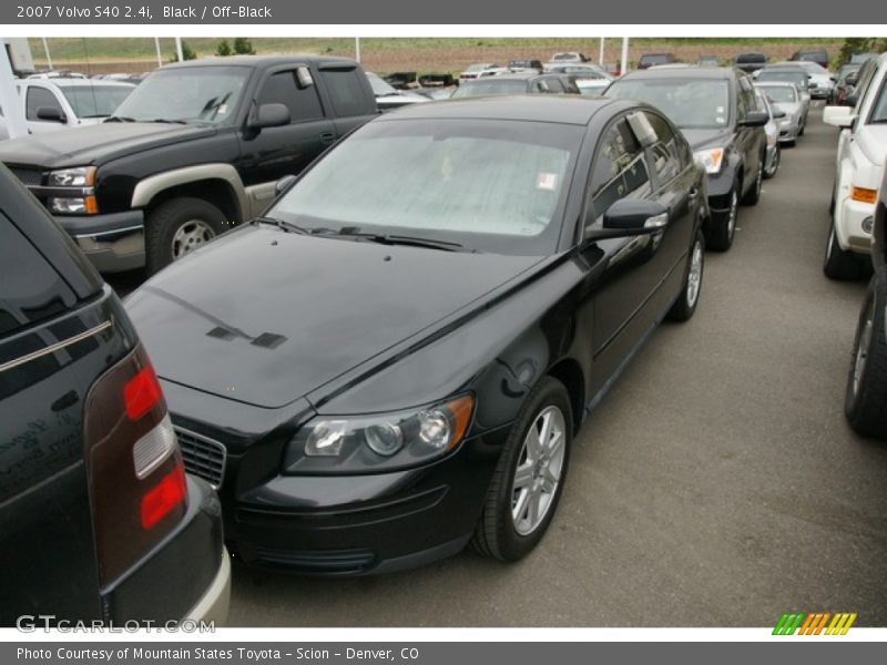 Black / Off-Black 2007 Volvo S40 2.4i