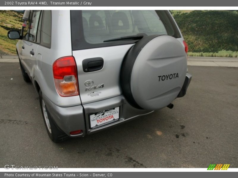 Titanium Metallic / Gray 2002 Toyota RAV4 4WD