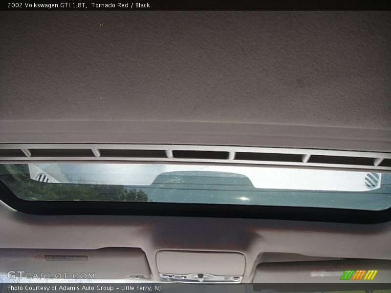 Tornado Red / Black 2002 Volkswagen GTI 1.8T