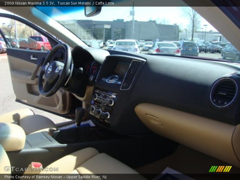 Tuscan Sun Metallic / Caffe Latte 2009 Nissan Maxima 3.5 SV