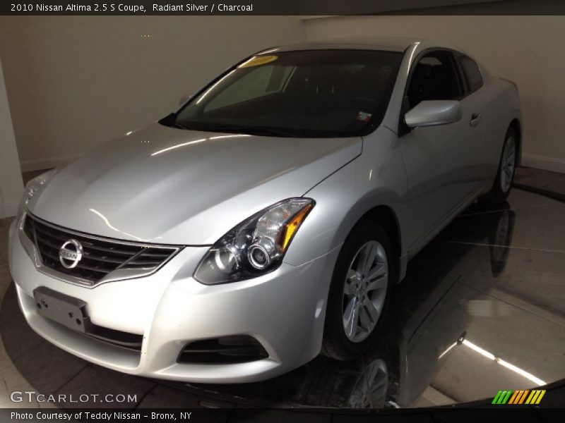 Radiant Silver / Charcoal 2010 Nissan Altima 2.5 S Coupe