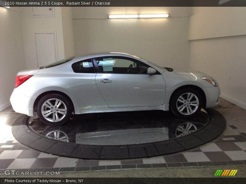 Radiant Silver / Charcoal 2010 Nissan Altima 2.5 S Coupe