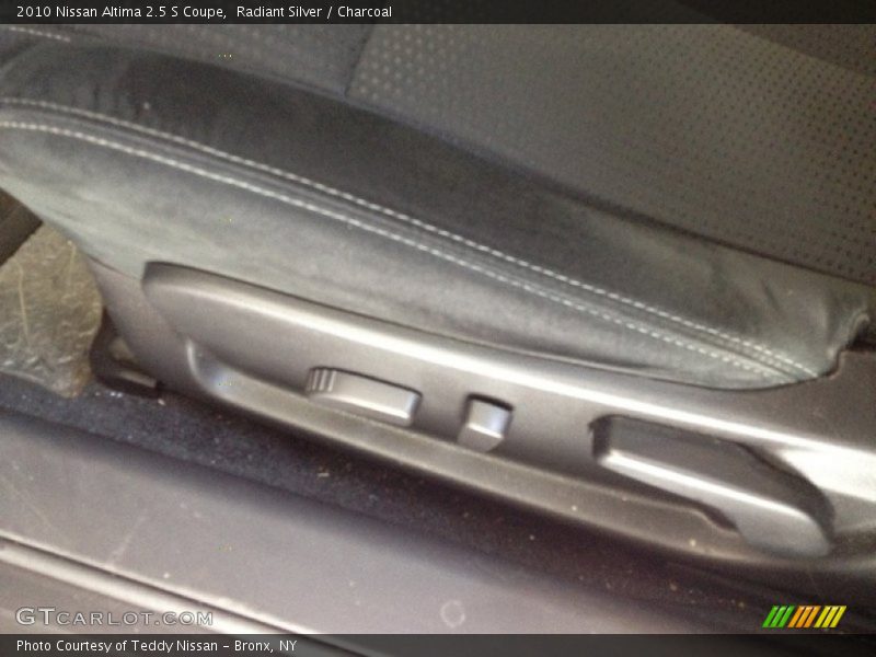 Radiant Silver / Charcoal 2010 Nissan Altima 2.5 S Coupe