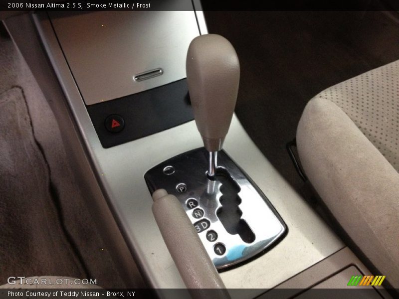 Smoke Metallic / Frost 2006 Nissan Altima 2.5 S
