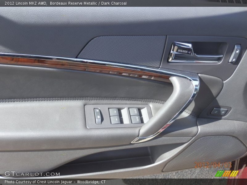 Bordeaux Reserve Metallic / Dark Charcoal 2012 Lincoln MKZ AWD