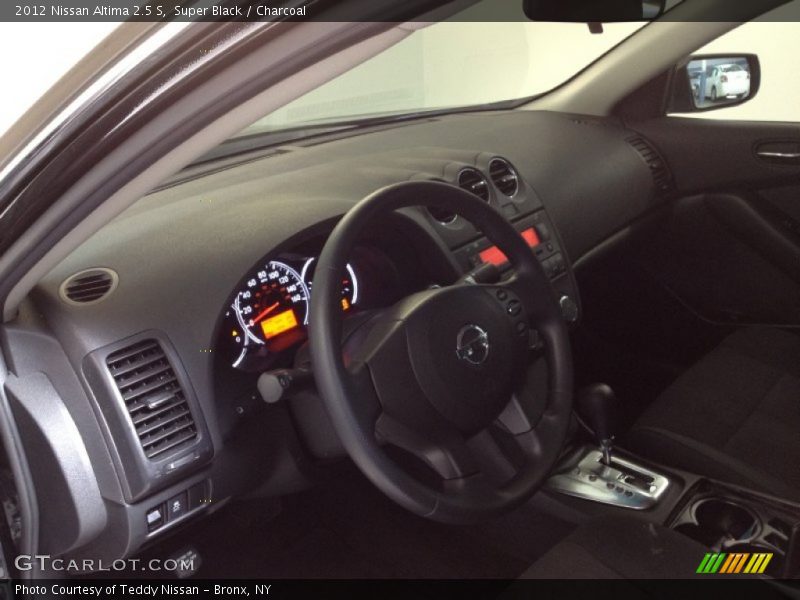 Super Black / Charcoal 2012 Nissan Altima 2.5 S
