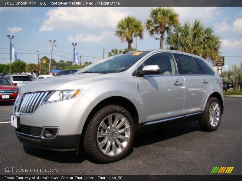 Front 3/4 View of 2011 MKX FWD