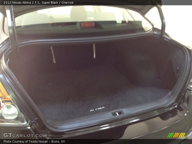 Super Black / Charcoal 2012 Nissan Altima 2.5 S