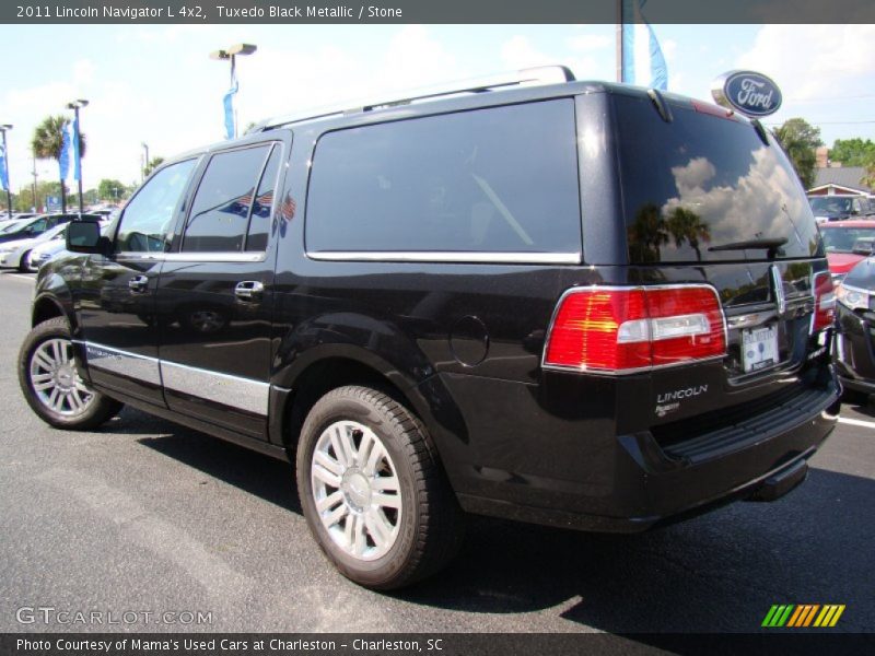 Tuxedo Black Metallic / Stone 2011 Lincoln Navigator L 4x2