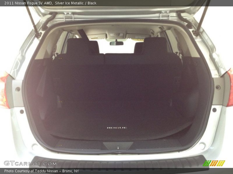 Silver Ice Metallic / Black 2011 Nissan Rogue SV AWD