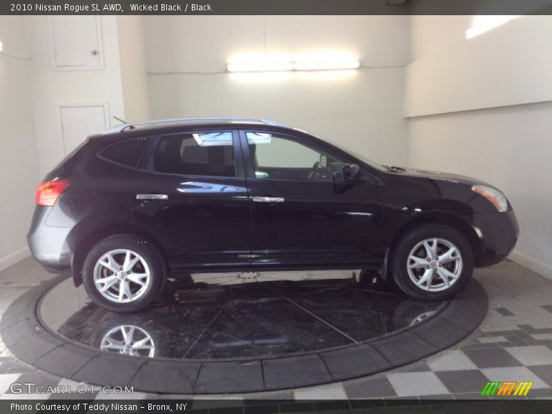 Wicked Black / Black 2010 Nissan Rogue SL AWD