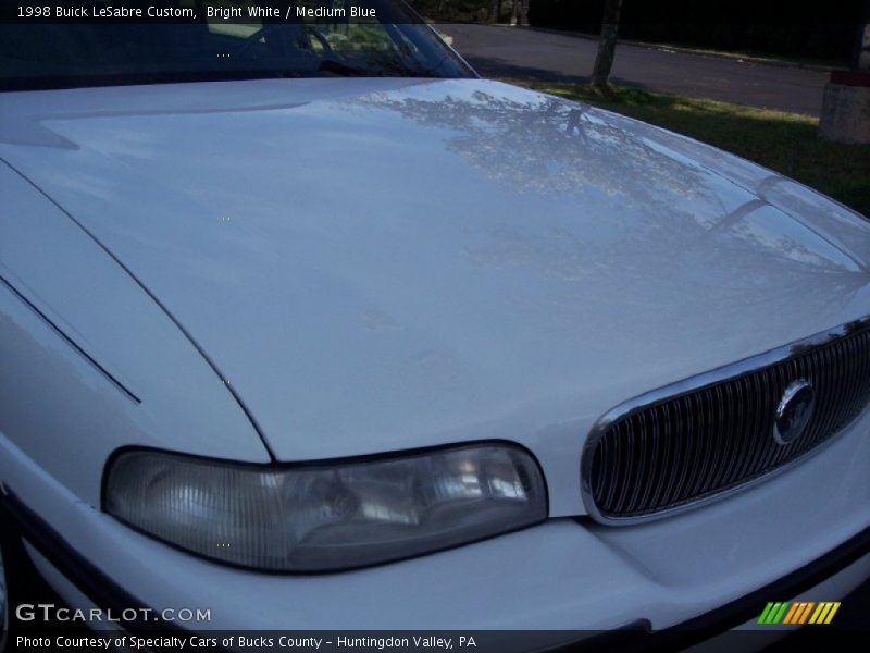 Bright White / Medium Blue 1998 Buick LeSabre Custom