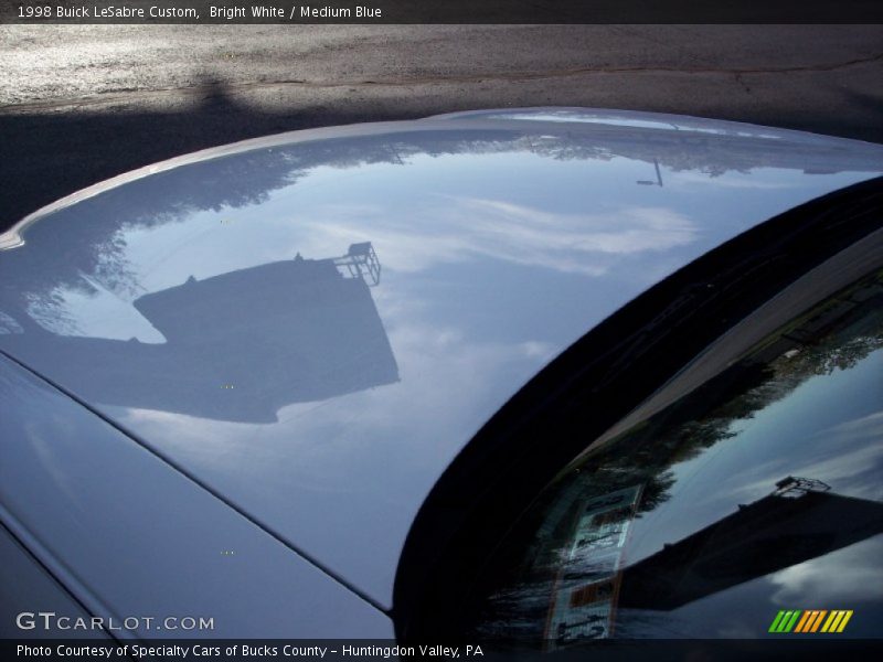 Bright White / Medium Blue 1998 Buick LeSabre Custom