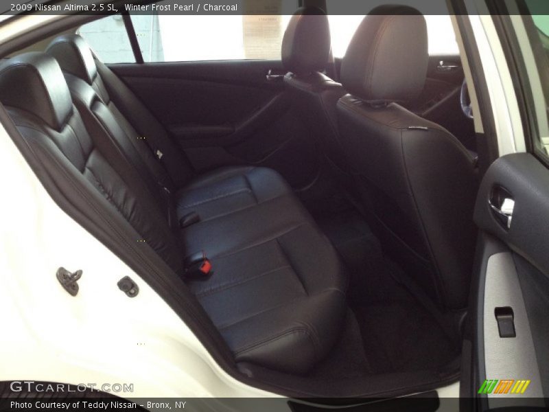 Winter Frost Pearl / Charcoal 2009 Nissan Altima 2.5 SL