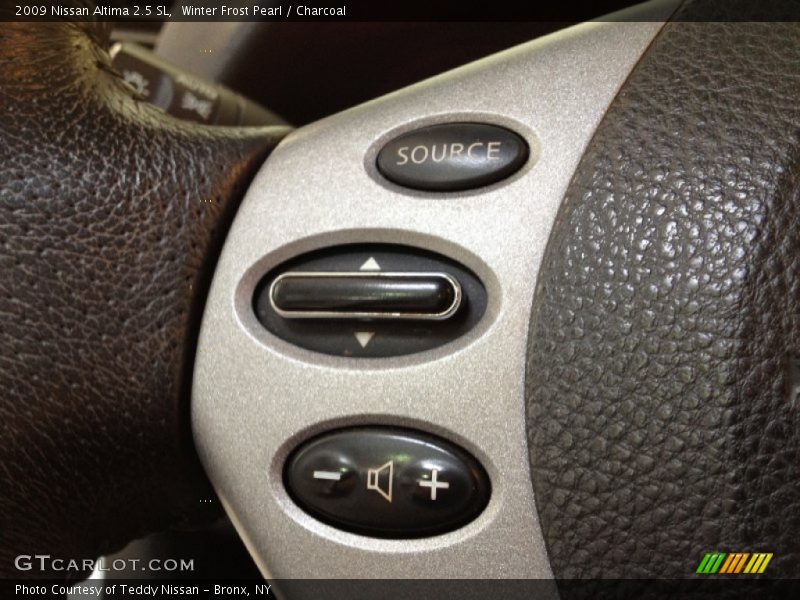 Winter Frost Pearl / Charcoal 2009 Nissan Altima 2.5 SL