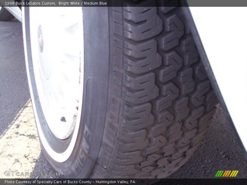 Bright White / Medium Blue 1998 Buick LeSabre Custom
