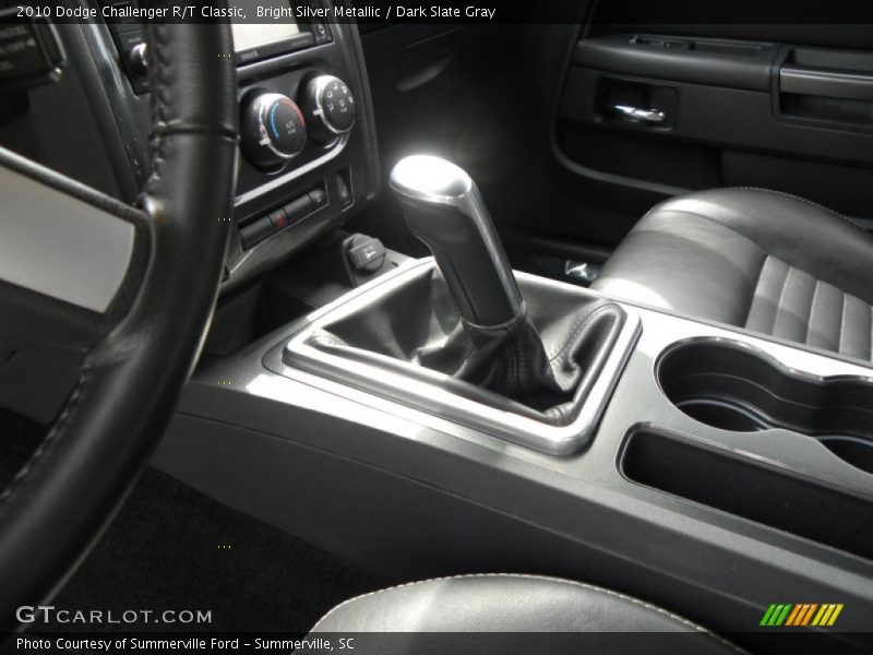 Bright Silver Metallic / Dark Slate Gray 2010 Dodge Challenger R/T Classic